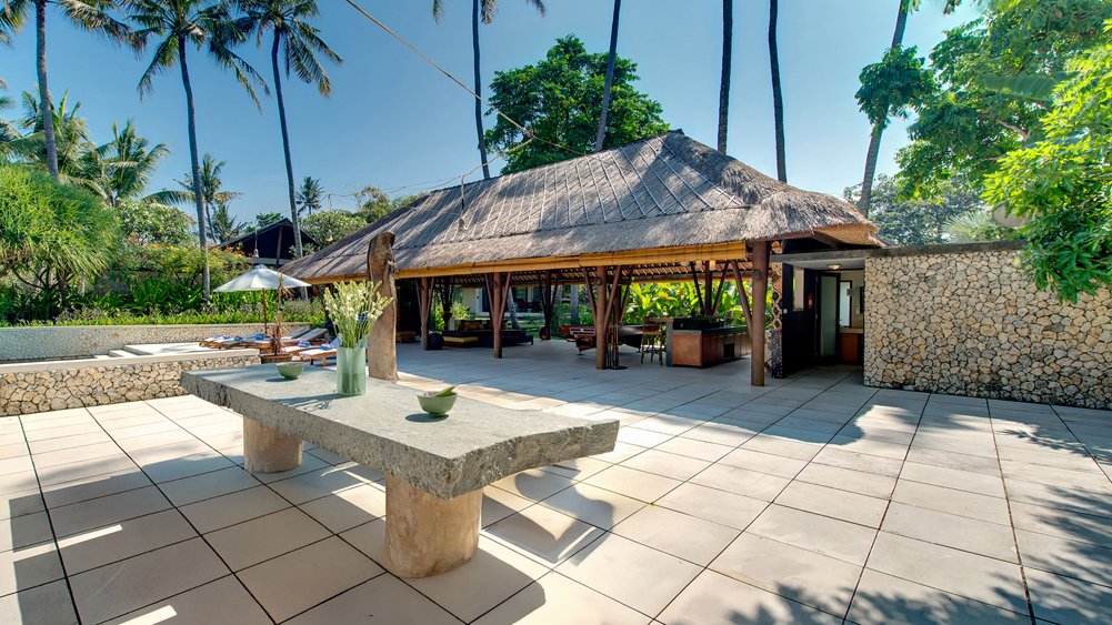 Samadhana - alfresco dining